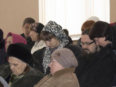 Больше храмов, меньше школ Больше храмов, меньше школ