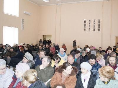 Больше храмов, меньше школ Больше храмов, меньше школ