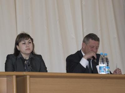 Больше храмов, меньше школ Больше храмов, меньше школ